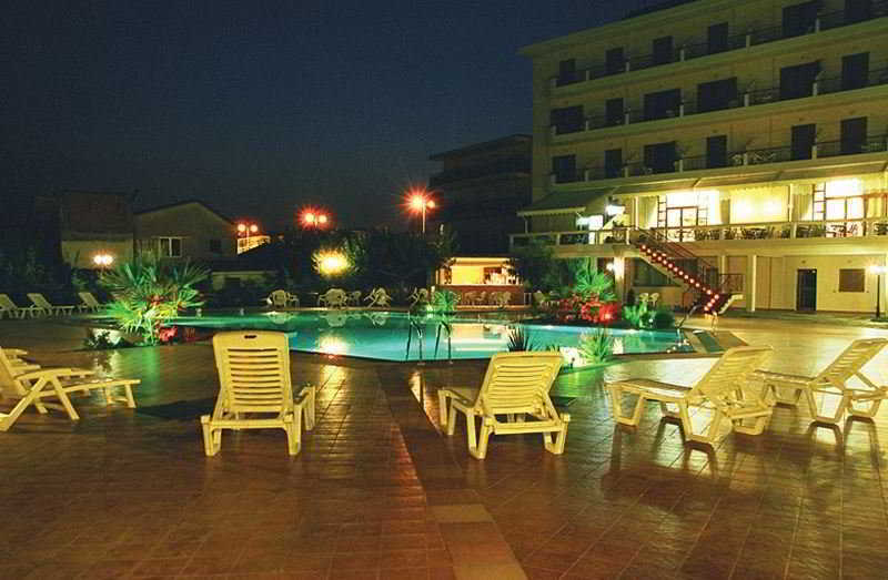Hotel Orfeas Kalambaka Eksteriør billede